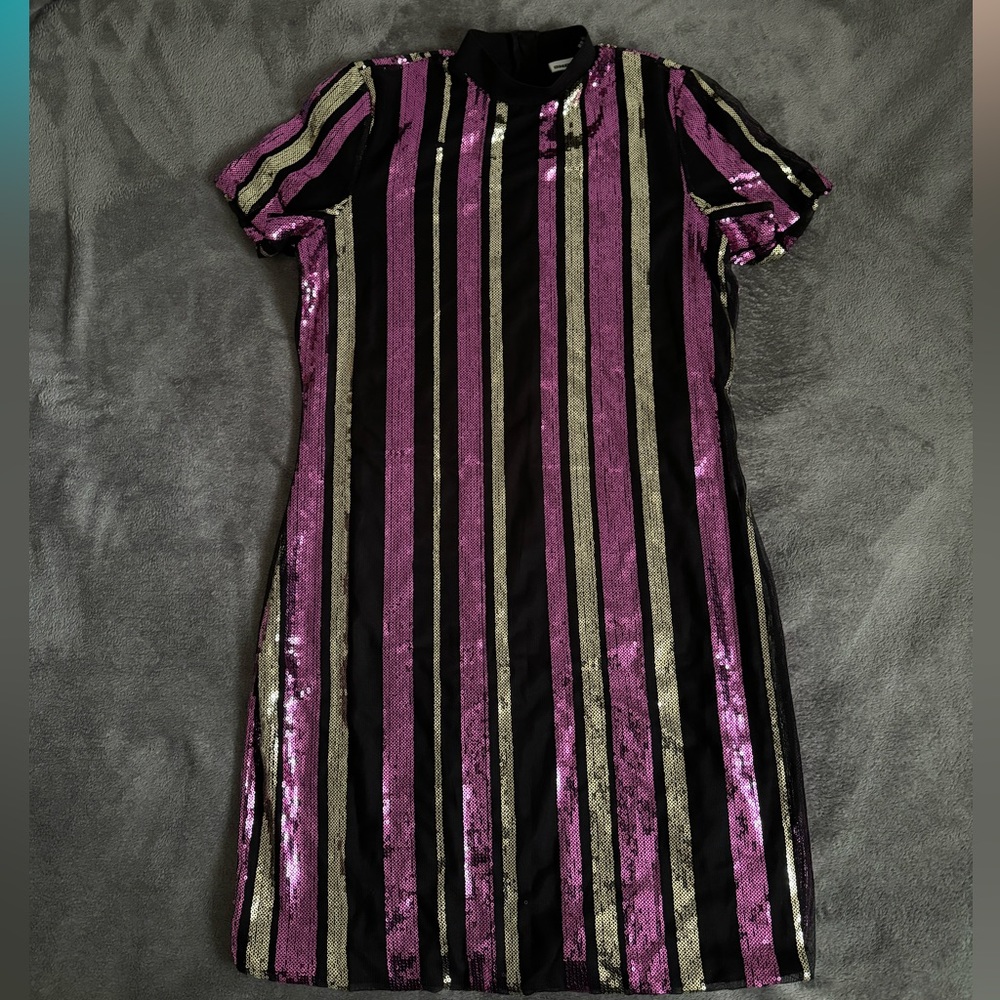 Mini Dress - Picture 1 of 2